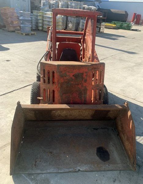 gehl 2500 skid steer|gehl 2500 skid steer parts.